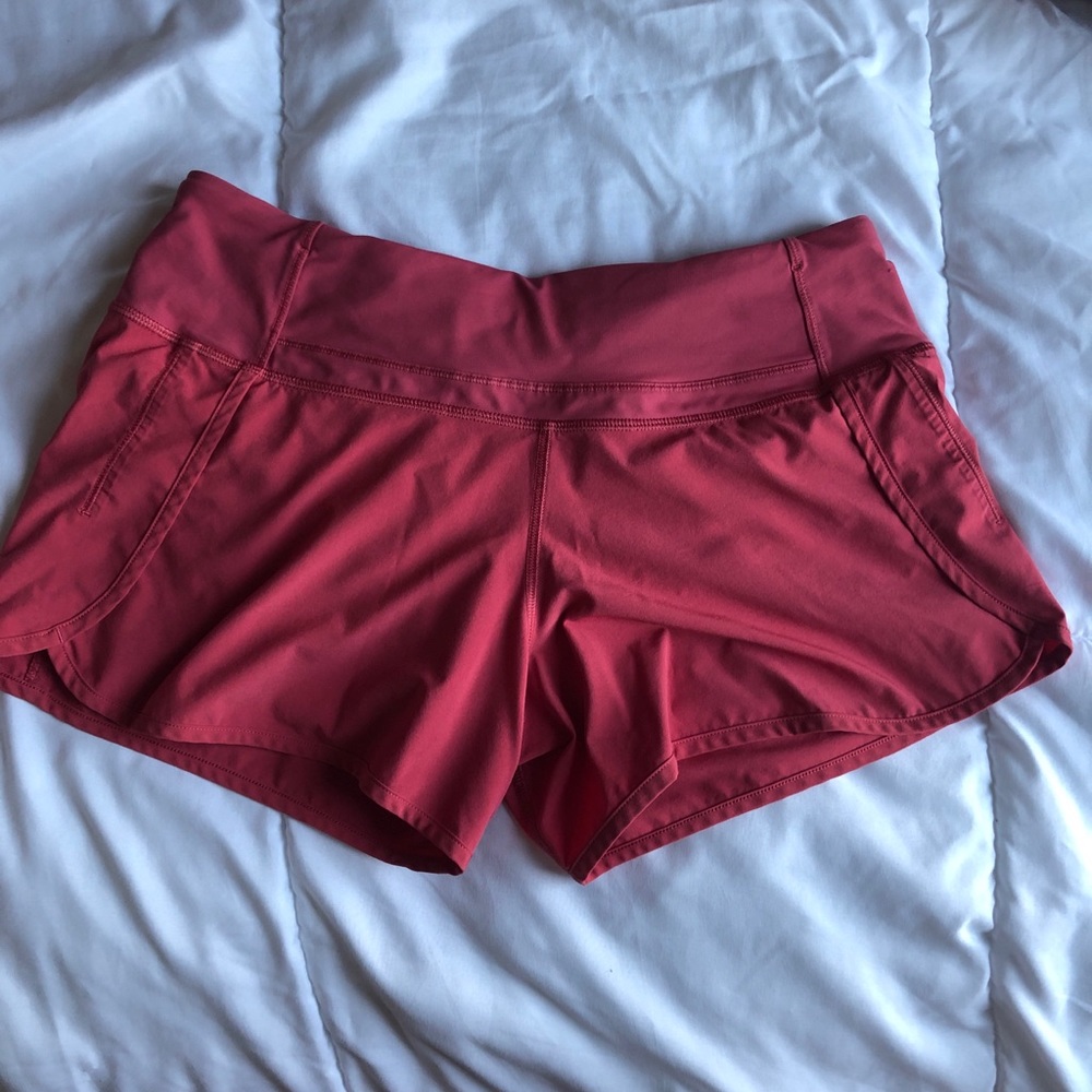 lululemon speed up shorts 2.5”